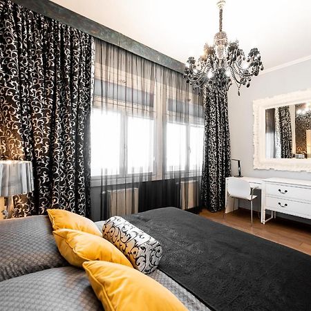 Premium Apt Kosice Center 3 Room 150M2 Hlavna Ulica Exteriér fotografie